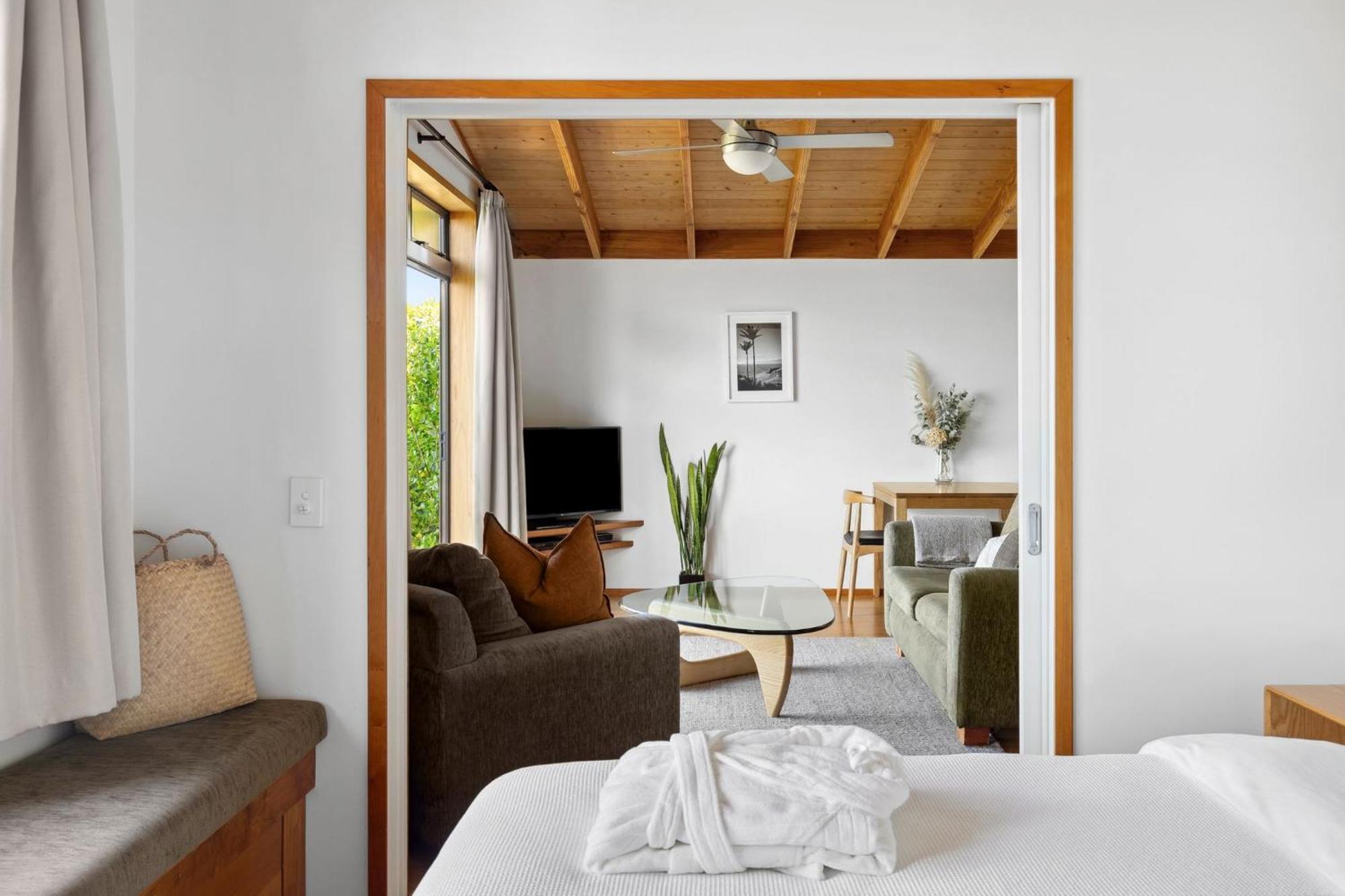 Adrift In Golden Bay- Absolute Beachfront Villas (Adults Only) Collingwood Buitenkant foto